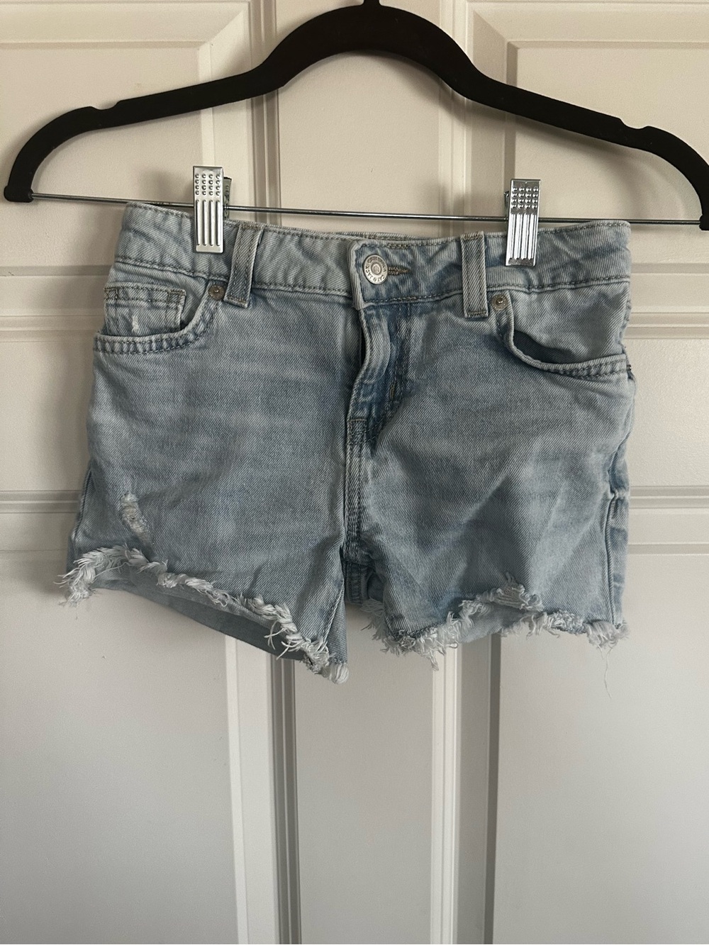 Cat and Jack Light Blue Distressed adjustable waist Stretch Denim Shorts.Sz. M.
